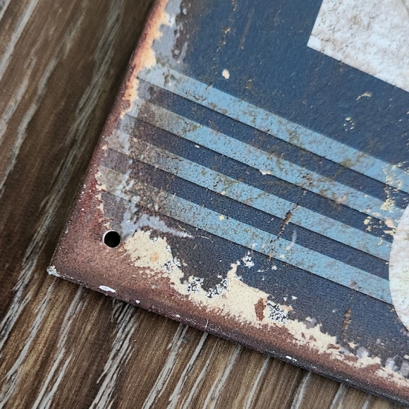 🛠️⛽ Vintage-Style Metal Sign – Busted Knuckle Garage Design - made to look aged - Picture 2 of 16